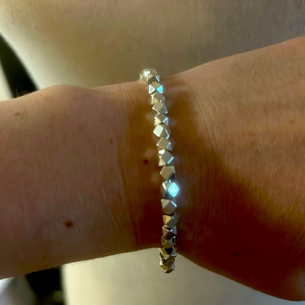 🔥NWT Boutique attract wealth silver 925 plated bracelet 7” with extender.